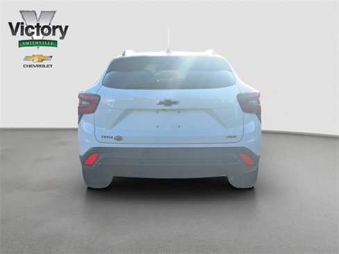 Used 2024 Chevrolet Trax RS w/ Sunroof Package image 5