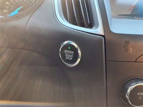 Used 2020 Ford Edge SE image 5