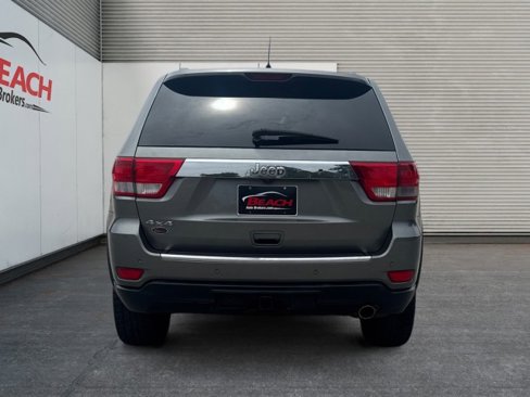 Used 2012 Jeep Grand Cherokee Overland image 7