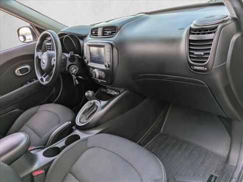 Used 2018 Kia Soul + image 20
