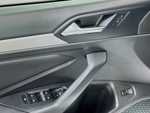 Used 2019 Volkswagen Jetta SE image 15