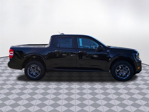 New 2025 Ford Maverick XLT w/ XLT Luxury Package image 44