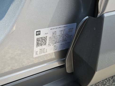 New 2025 Chevrolet Trax LT w/ Driver Confidence Package image 29
