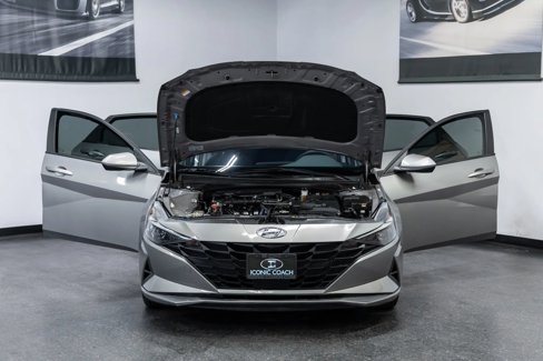 Used 2023 Hyundai Elantra SE image 5