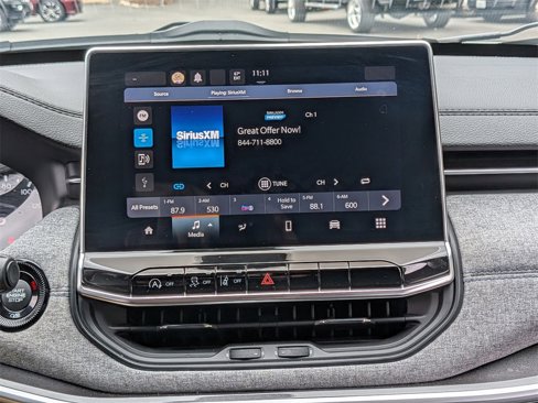 Certified 2023 Jeep Compass Latitude image 16