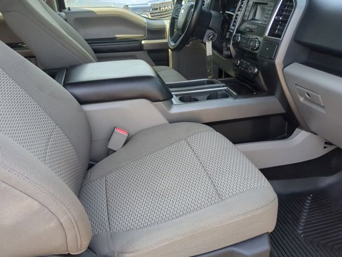 Used 2016 Ford F150 XLT w/ Equipment Group 301A Mid image 27