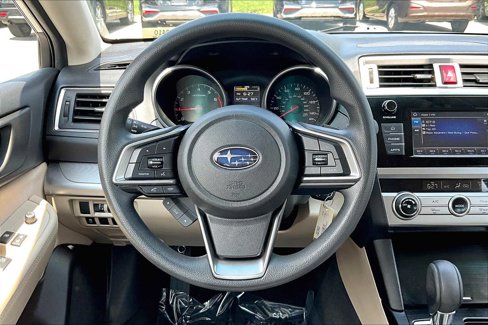 Used 2018 Subaru Outback 2.5i image 5