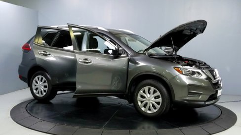 Used 2017 Nissan Rogue S w/ S Appearance Package image 9