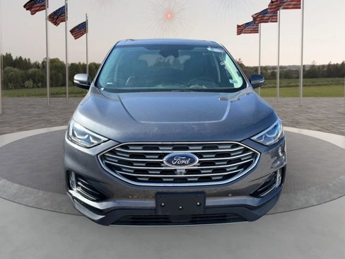 Used 2022 Ford Edge Titanium w/ Equipment Group 301A image 3