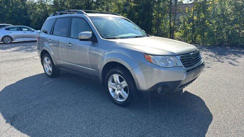 Used 2009 Subaru Forester 2.5X Limited image 3