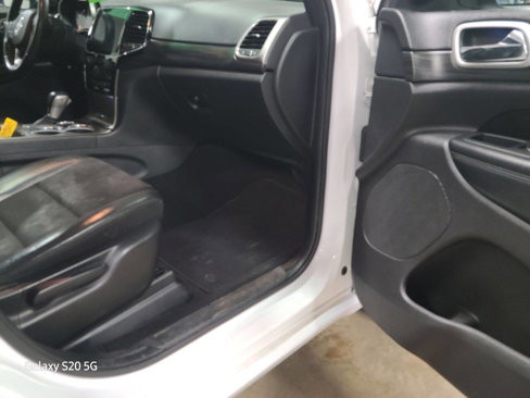 Used 2019 Jeep Grand Cherokee Altitude image 16