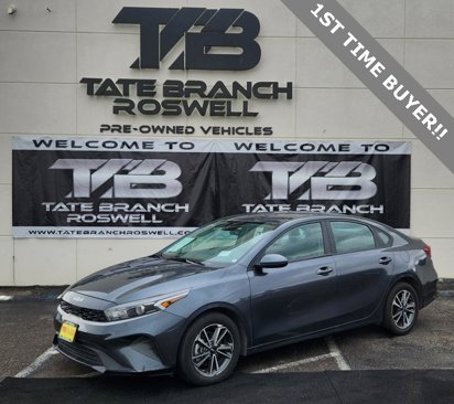 Used 2023 Kia Forte LXS image 1