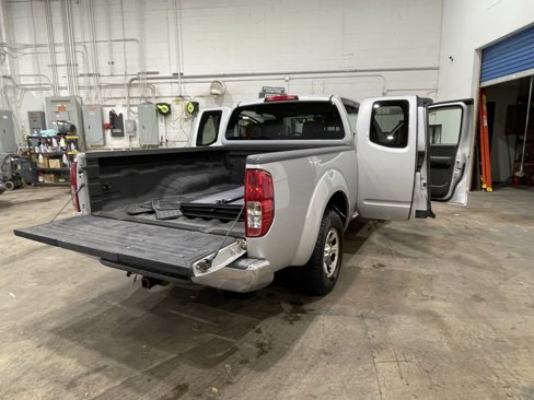 Used 2009 Nissan Frontier XE w/ XE Preferred Pkg image 29