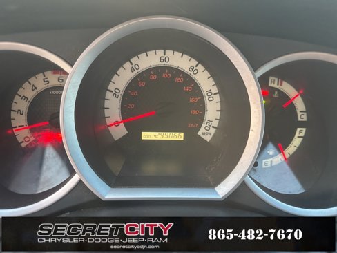 Used 2015 Toyota Tacoma 4x4 Double Cab image 31