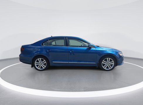 Used 2017 Volkswagen Jetta SEL image 2