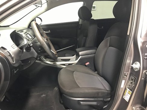 Used 2015 Kia Sportage LX image 11
