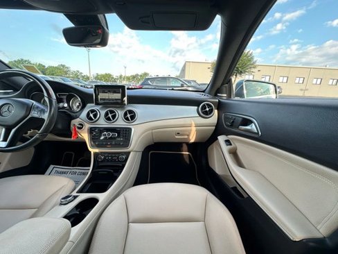 Used 2014 Mercedes-Benz CLA 250 image 31