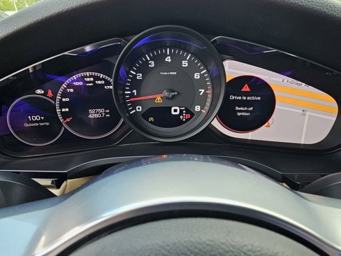 Certified 2019 Porsche Cayenne w/ Premium Package image 20