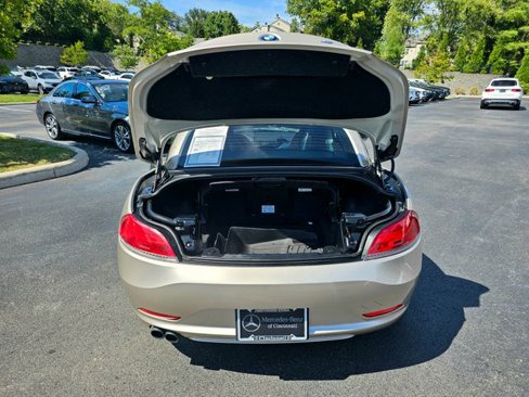 Used 2012 BMW Z4 sDrive28i image 10