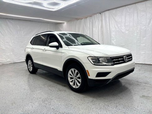 Used 2020 Volkswagen Tiguan S image 1