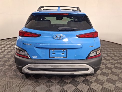 Used 2022 Hyundai Kona SEL w/ Winter Weather Package image 9