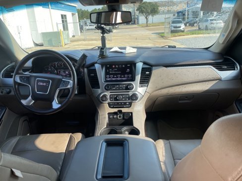 Used 2016 GMC Yukon XL SLE image 9