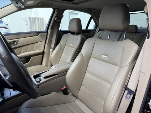 Used 2010 Mercedes-Benz E 63 AMG Sedan image 6
