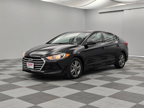 Used 2017 Hyundai Elantra SE image 5