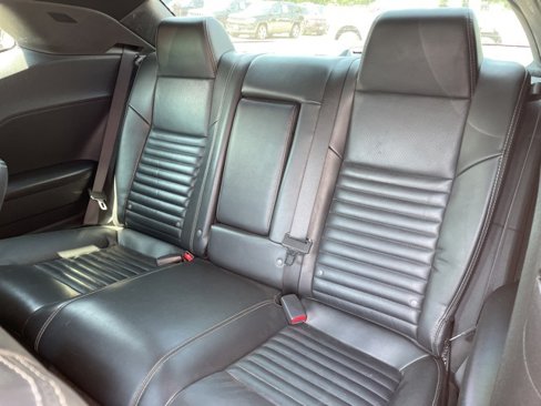 Used 2010 Dodge Challenger R/T image 10