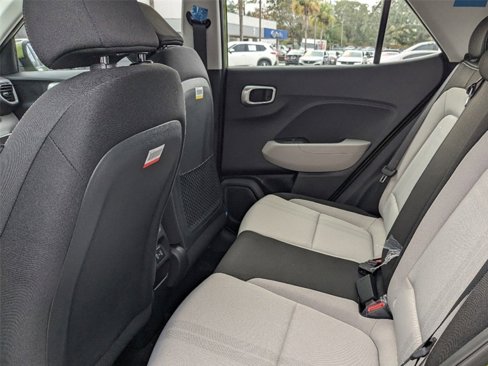 New 2025 Hyundai Venue SEL image 14