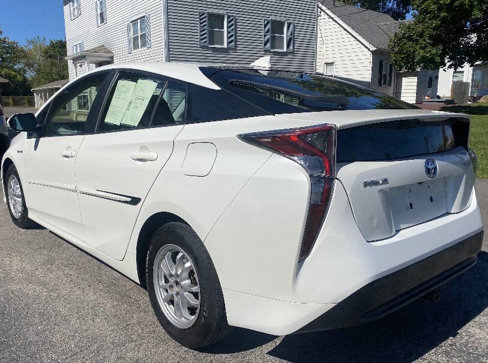 Used 2016 Toyota Prius Two image 5