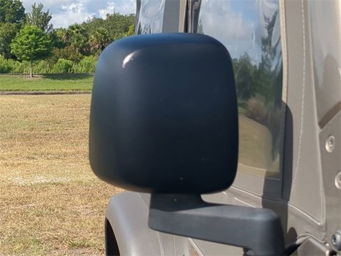 Used 2005 Jeep Wrangler X image 12