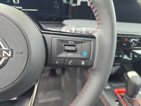 New 2025 Nissan Kicks SR w/ SR Premium Package image 29