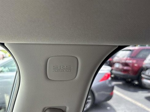 Used 2018 Subaru Crosstrek 2.0i Premium image 27