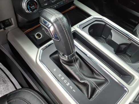 Used 2015 Ford F150 Lariat w/ Equipment Group 502A Luxury image 19