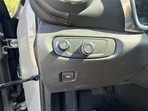 Certified 2021 Chevrolet Blazer LT image 17
