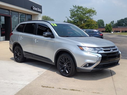 Used 2018 Mitsubishi Outlander LE image 12