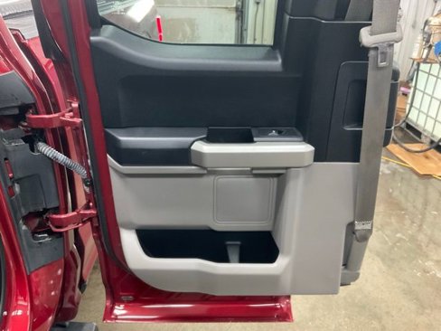 Used 2018 Ford F150 Lariat image 6