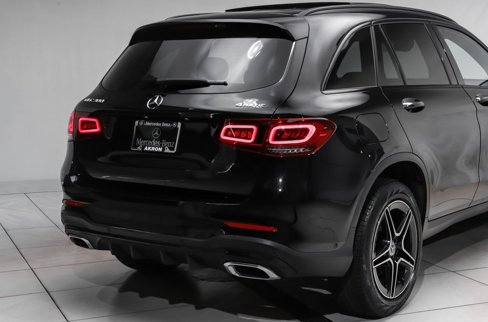 Certified 2022 Mercedes-Benz GLC 300 4MATIC image 4