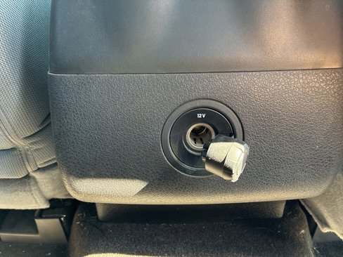 Used 2012 Ford F150 XLT w/ XLT Chrome Pkg image 26