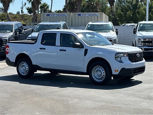 New 2025 Ford Maverick XL image 3