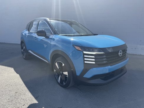 New 2025 Nissan Kicks SR w/ SR Premium Package image 1
