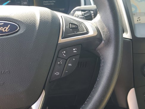 Used 2017 Ford Edge SEL w/ Equipment Group 201A image 21