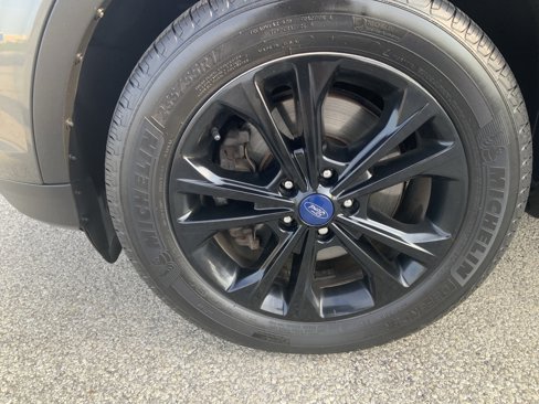 Used 2018 Ford Escape SE image 9