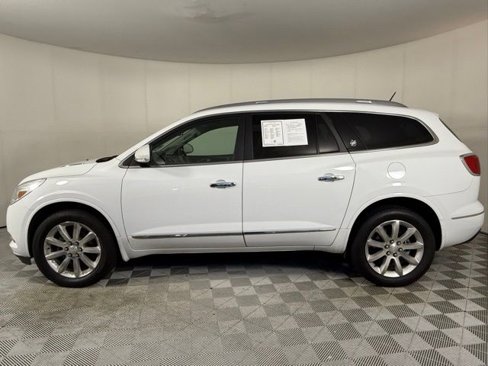 Used 2016 Buick Enclave Leather image 3