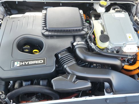 Used 2020 Ford Fusion Titanium image 17