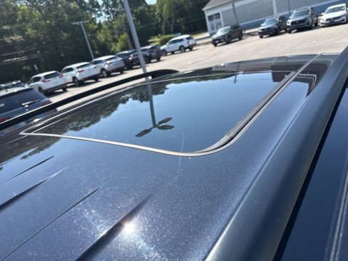 Certified 2021 Volkswagen Atlas SE w/ Panoramic Sunroof Package image 12