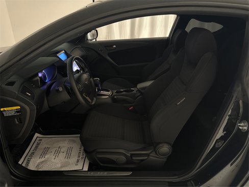 Used 2013 Hyundai Genesis 2.0T image 23