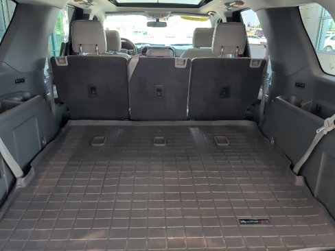 Used 2019 Ford Expedition Limited image 12