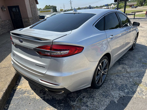 Used 2019 Ford Fusion Titanium image 9